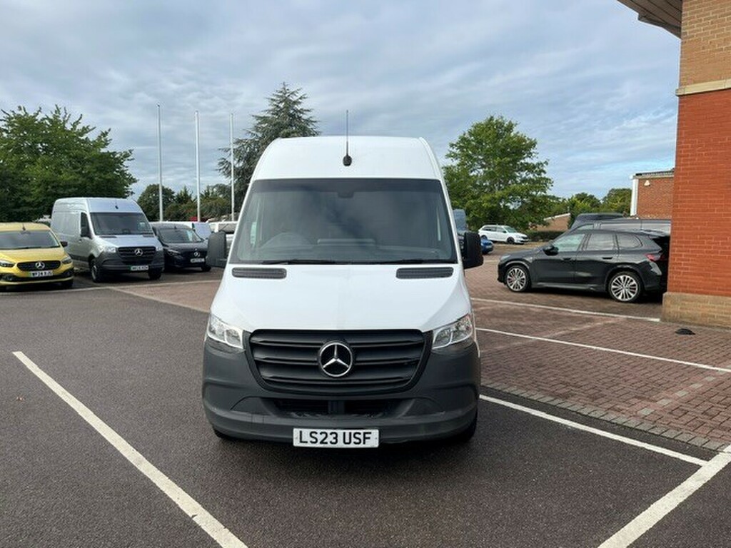 Mercedes-Benz Sprinter 315 Cdi Premium White #4