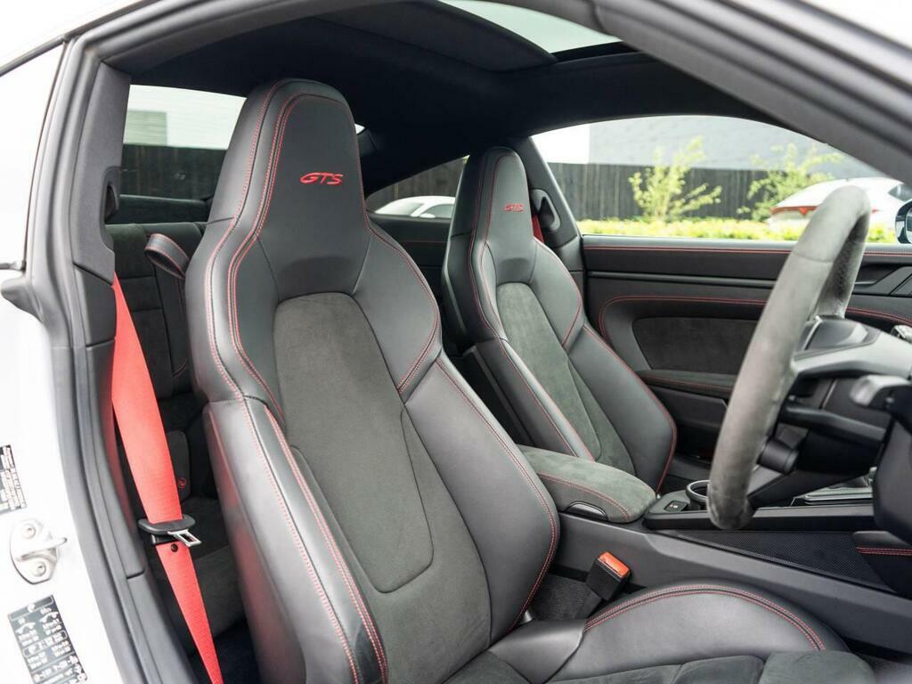 Porsche 911 Carrera 4 Gts GT54FST #5