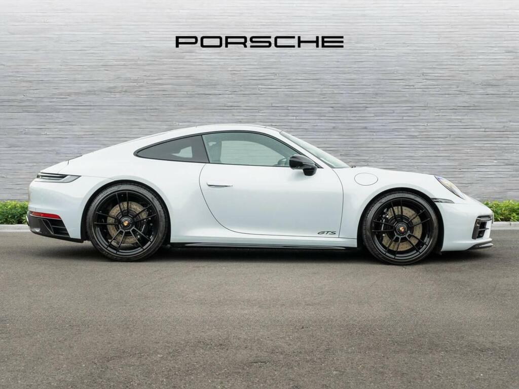 Porsche 911 Carrera 4 Gts GT54FST #2