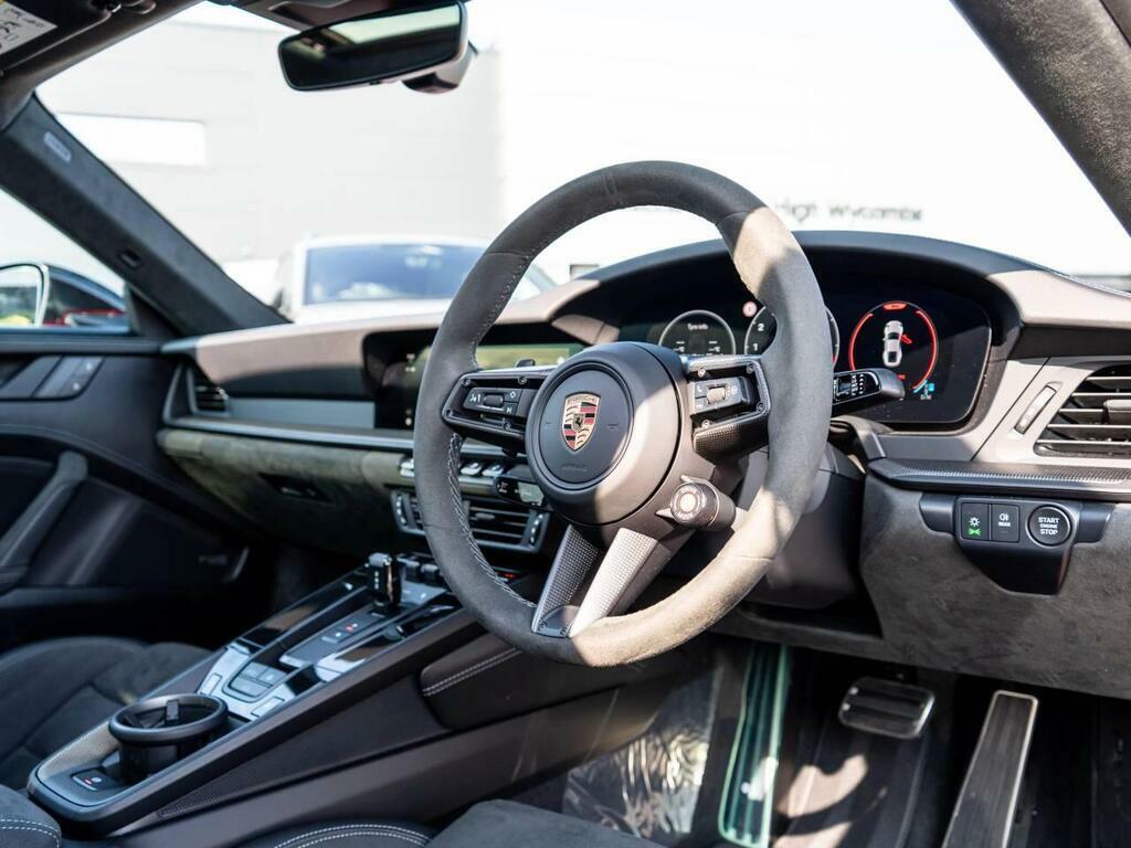 Porsche 911 Carrera 4 Gts Pdk MT25YRW #4