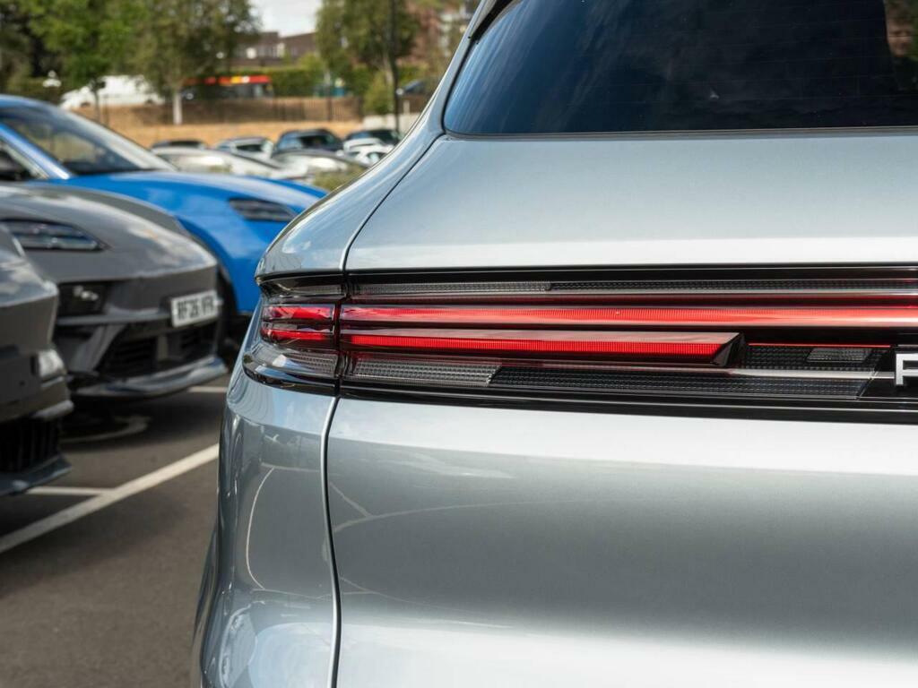 Porsche Cayenne V6 #9