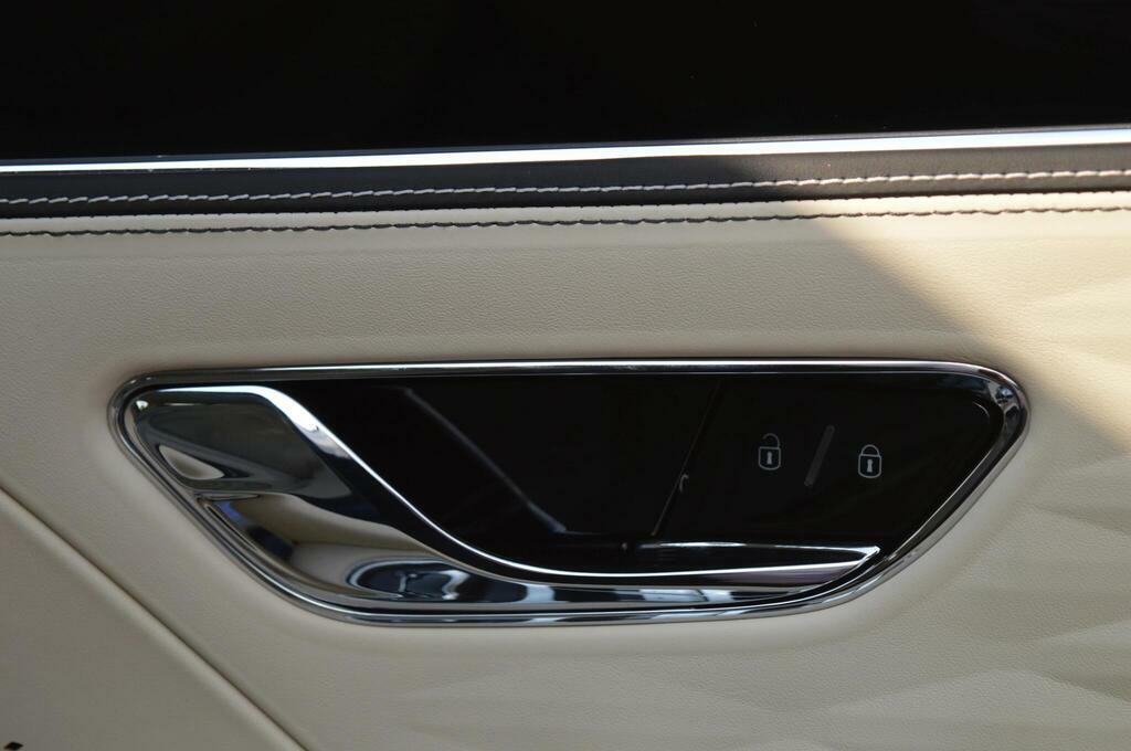 Bentley Flying Spur 4.0 V8 S Std #27