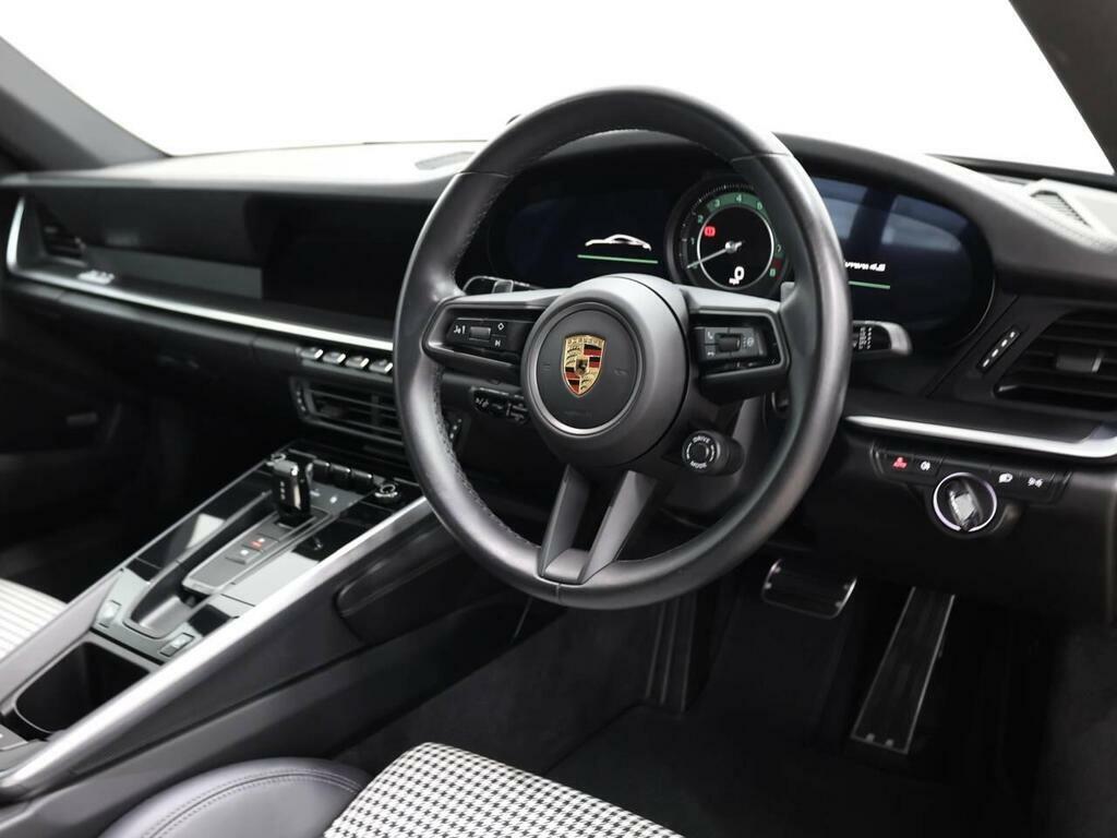 Porsche 911 Carrera 4S Pdk #4
