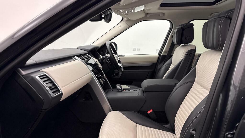 Land Rover Discovery 3 .0 D350 Dynamic Hse Grey #3