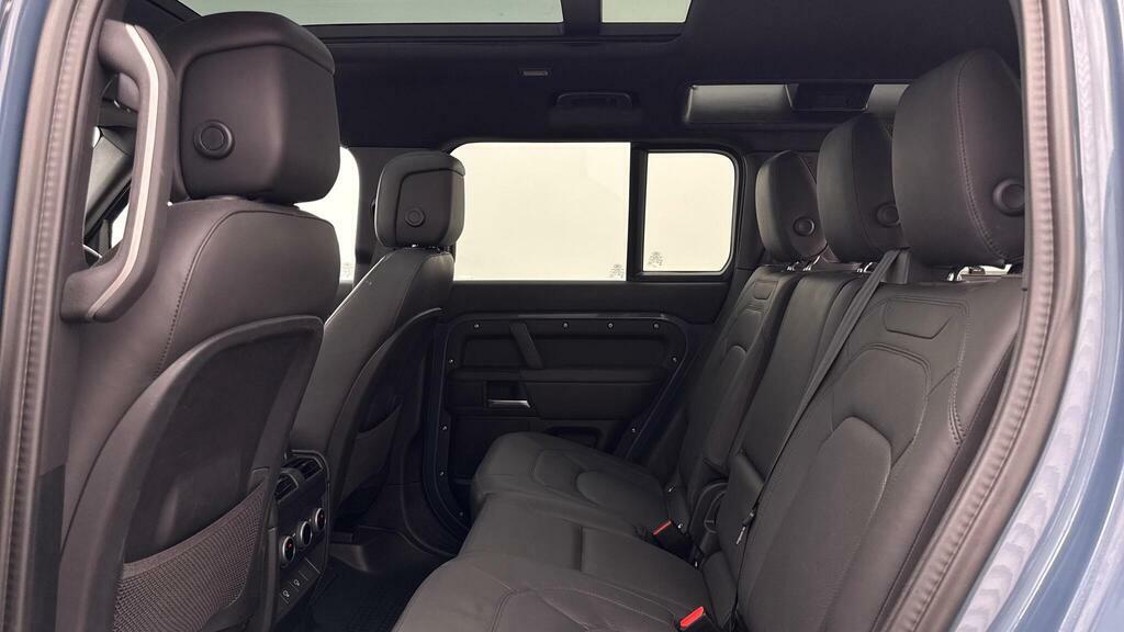 Land Rover Defender 110 3.0 D350 X-dynamic Hse Blue #4