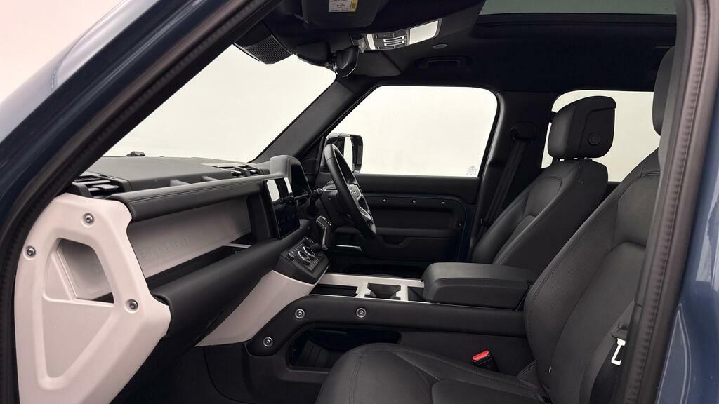 Land Rover Defender 110 3.0 D350 X-dynamic Hse Blue #3