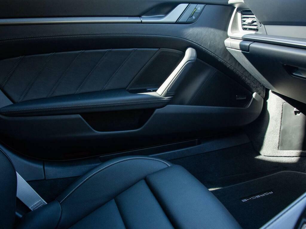 Porsche 911 Tiptronic S Silver #43