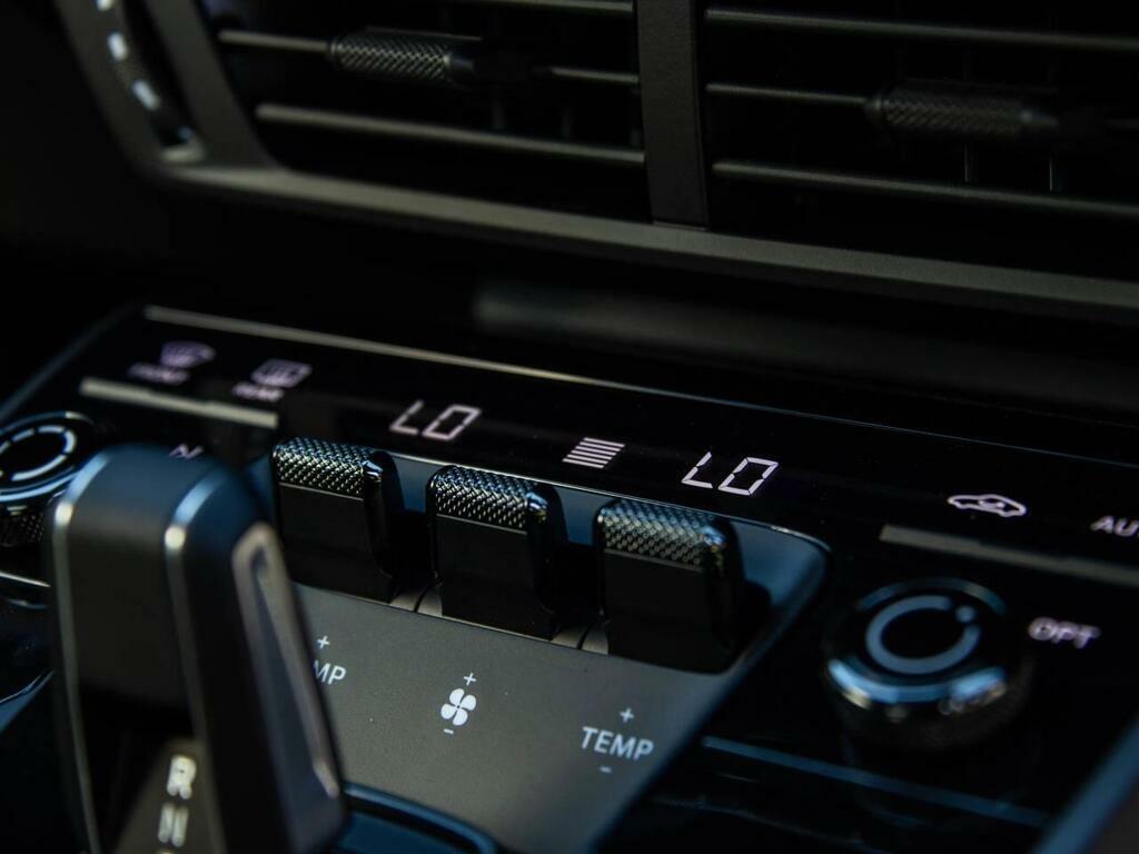 Porsche 911 Tiptronic S Silver #45