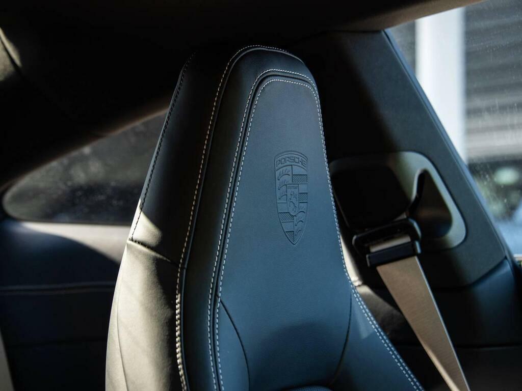 Porsche 911 Tiptronic S Silver #33