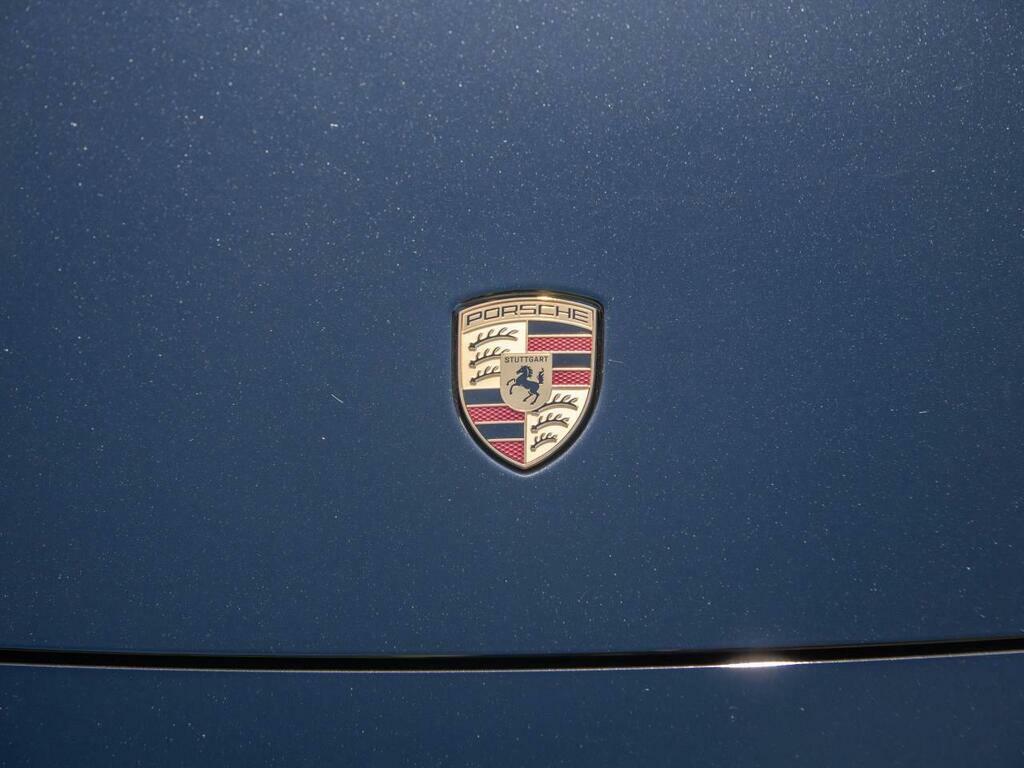 Porsche 911 Tiptronic S Silver #55