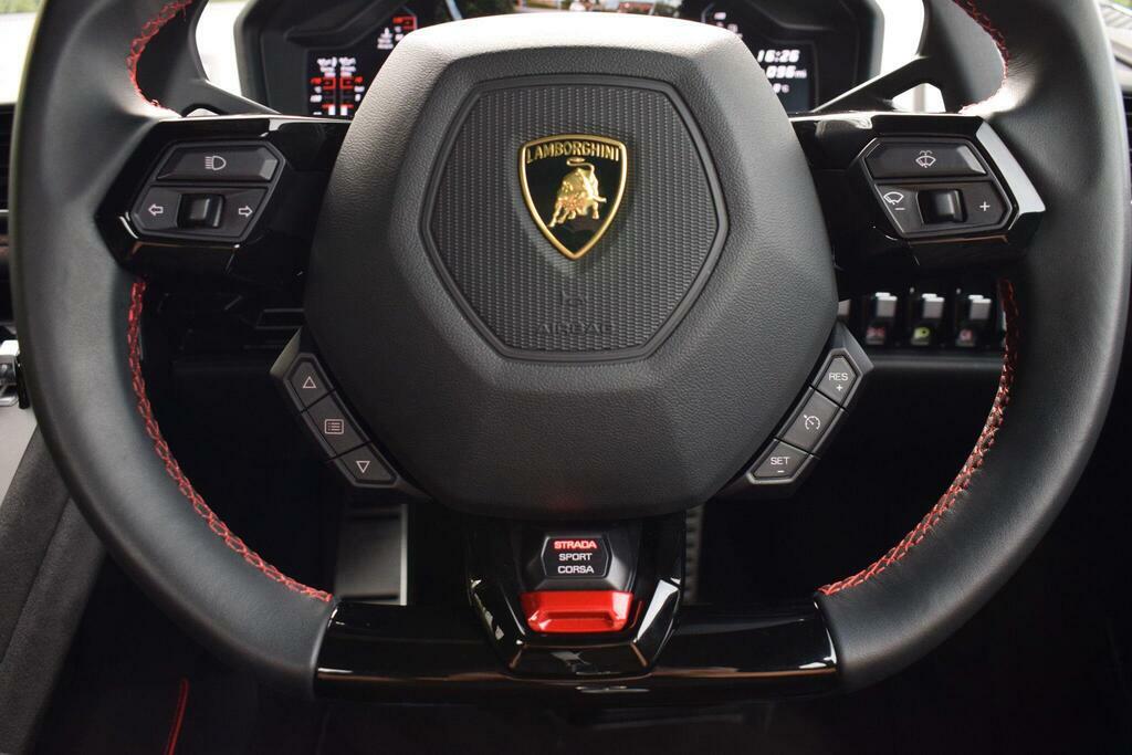 Lamborghini Huracan 5.2 Evo Spyder Std #33