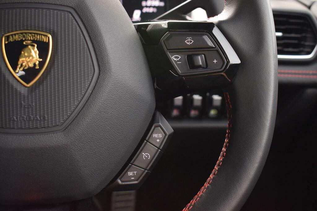 Lamborghini Huracan 5.2 Evo Spyder Std #37