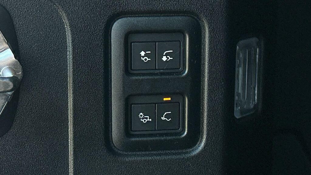 Land Rover Defender 110 Suv Black #27