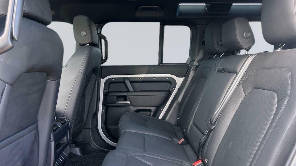 Land Rover Defender 110 3.0 D250 110 X-dynamic Se Grey #4