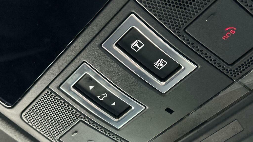 Land Rover Defender 110 Suv Black #23