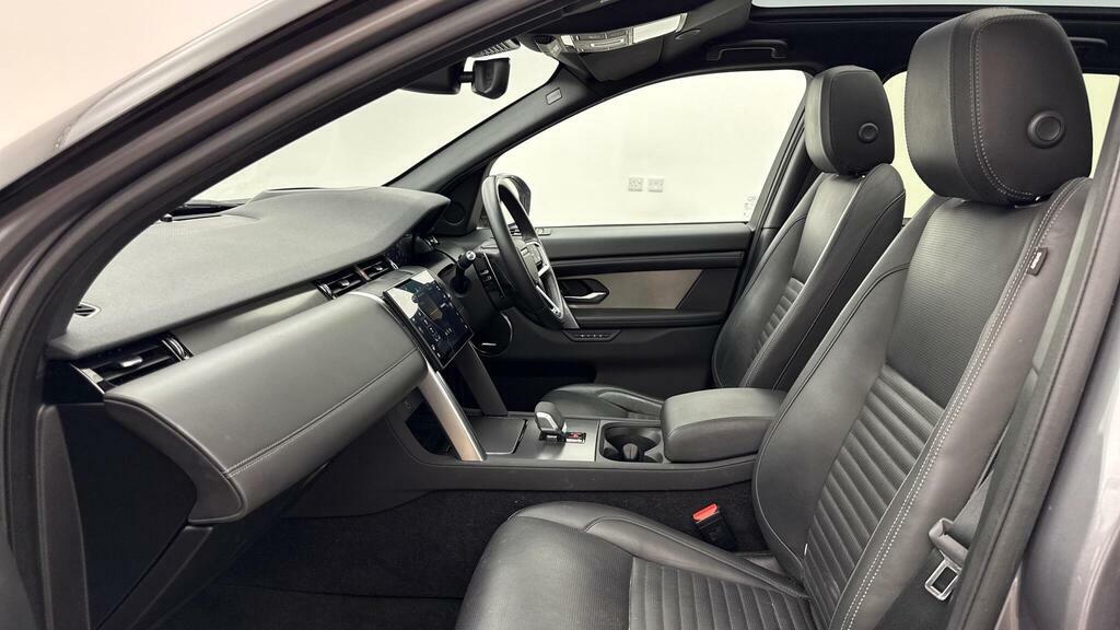 Land Rover Discovery Sport 2.0 D200 Dynamic Hse Grey #3