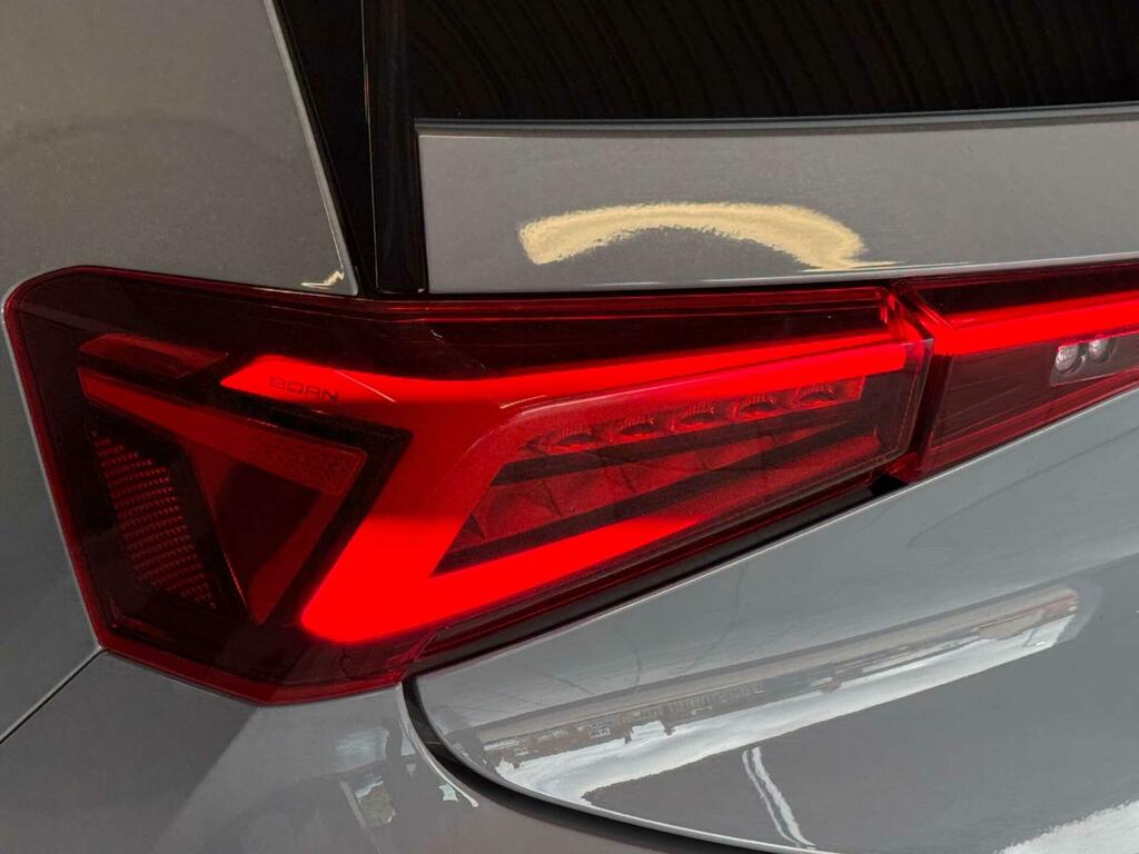 Cupra Born 169Kw E-boost V2 58Kwh Red #10