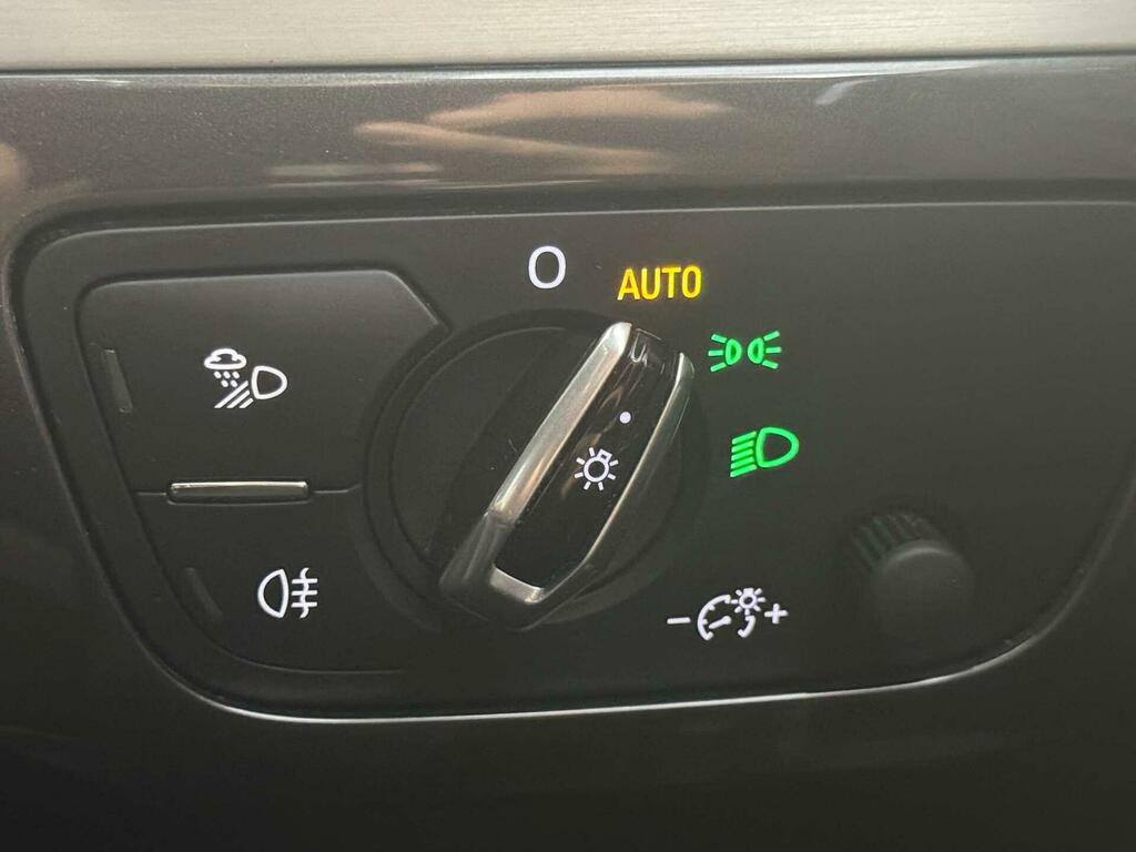Audi Q7 Estate Silver #47