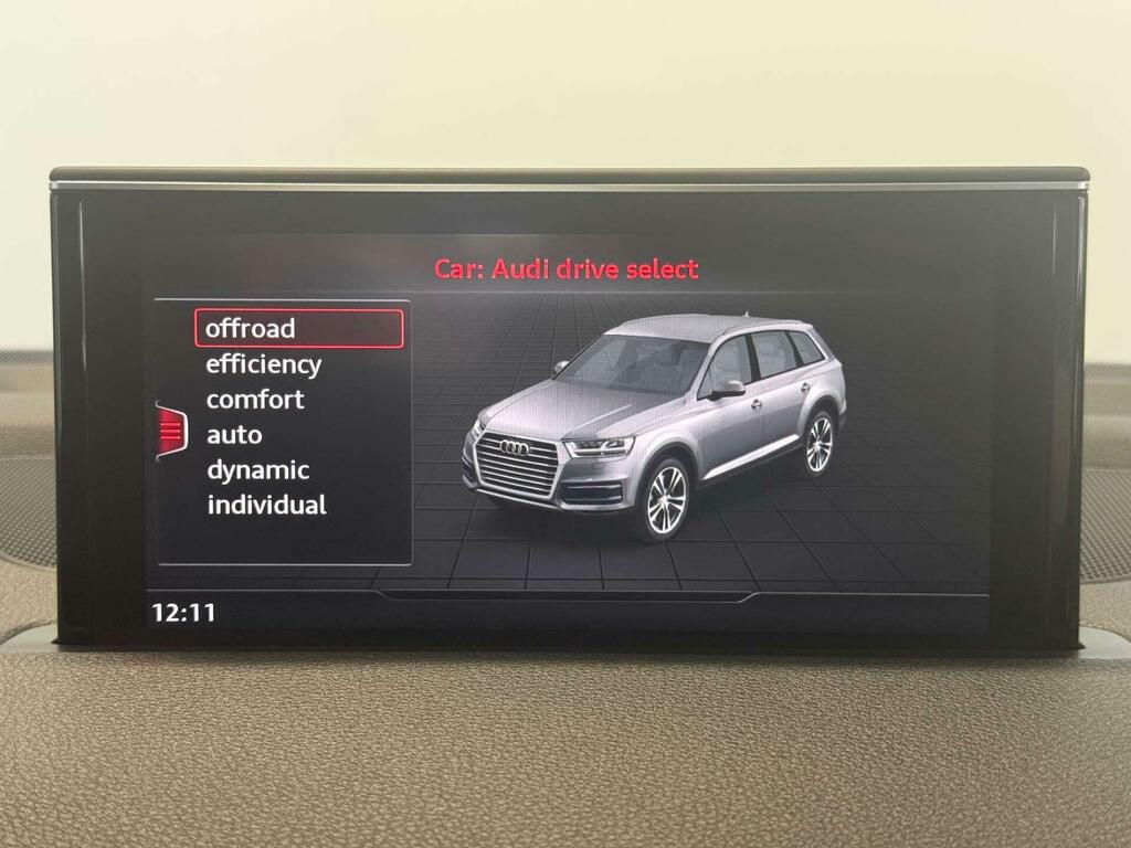 Audi Q7 Estate Silver #42