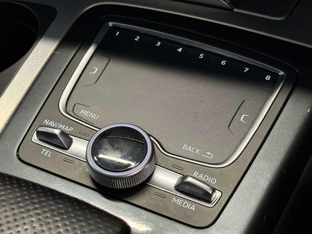 Audi Q7 Estate Silver #40