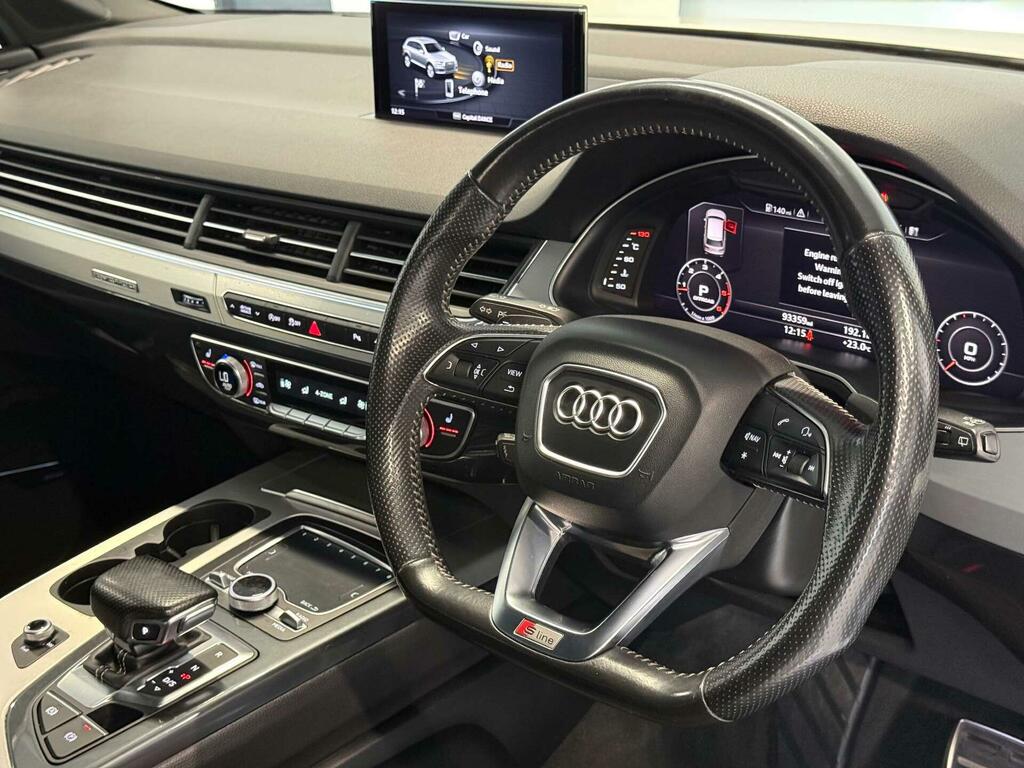 Audi Q7 S Line White #2