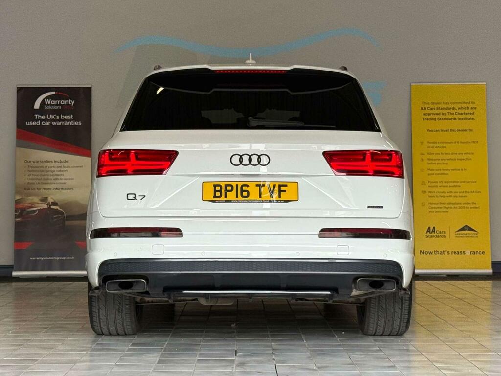 Audi Q7 Estate Silver #18