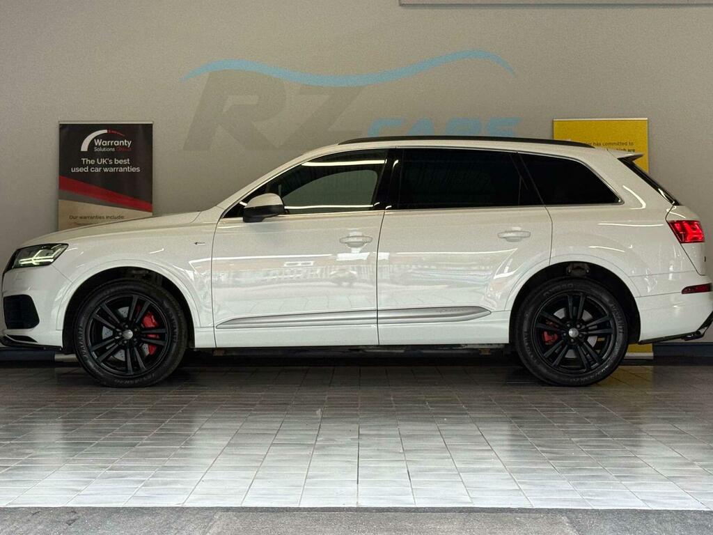 Audi Q7 Estate Silver #14