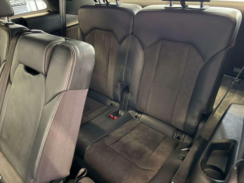 Audi Q7 Estate Silver #30