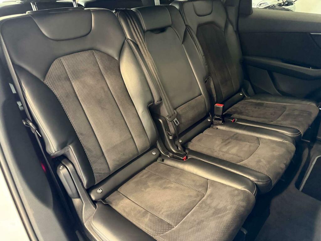 Audi Q7 Estate Silver #34