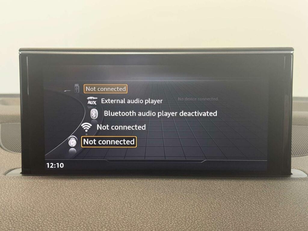 Audi Q7 Estate Silver #43