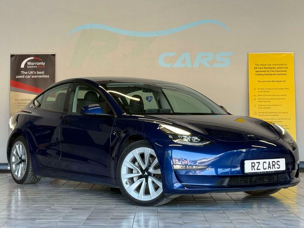 Tesla Model 3 Long Range Blue