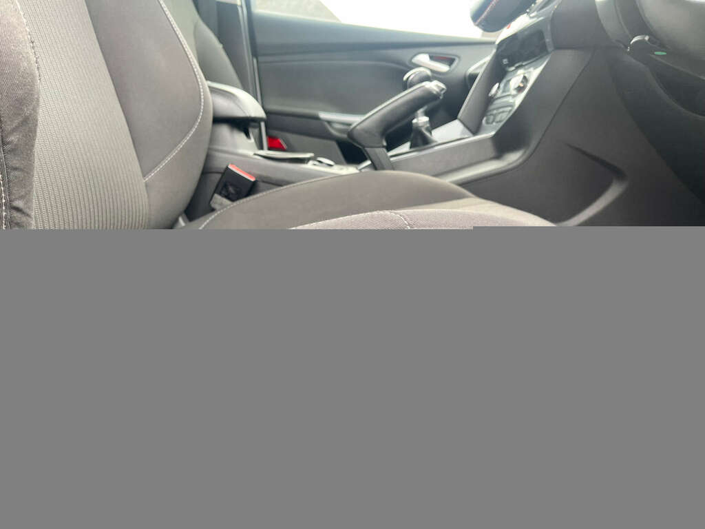 Ford Focus 1.0 Focus Titanium Navigator T White #5