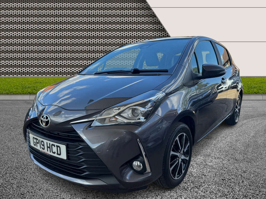 Toyota Yaris 1.5 Yaris Icon Tech Vvt-i Grey #3