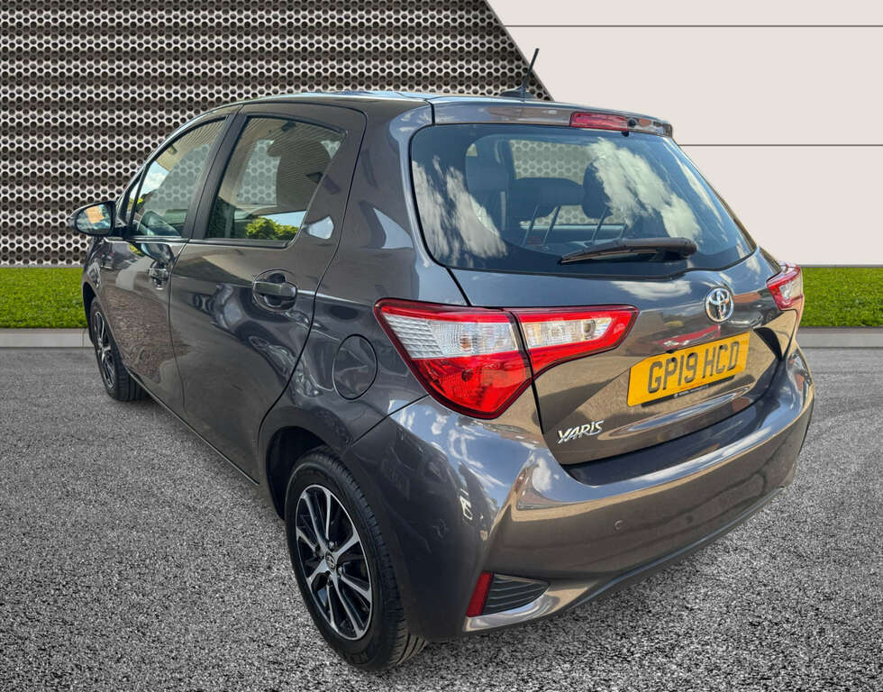 Toyota Yaris 1.5 Yaris Icon Tech Vvt-i Grey #5