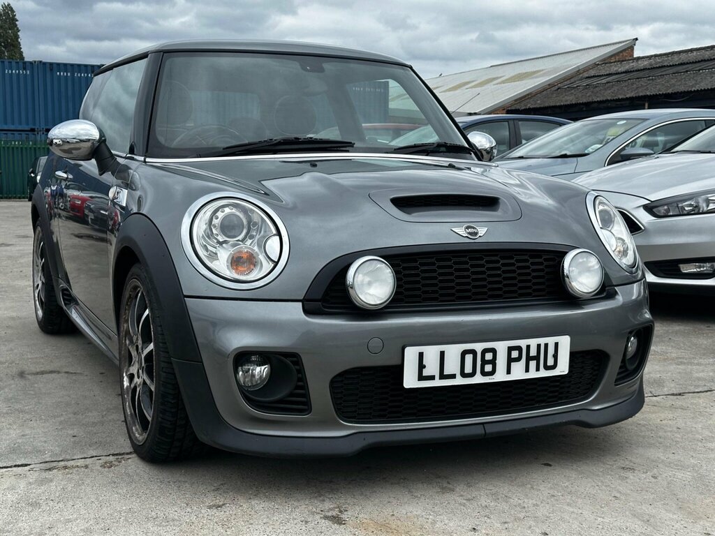 Mini Hatch 1.6L Cooper D Hatchback Euro 4 White #1