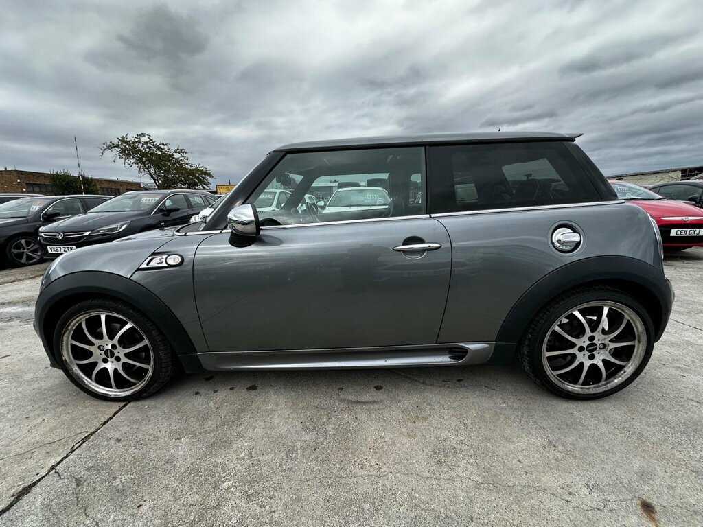 Mini Hatch 1.6L Cooper D Hatchback Euro 4 White #10