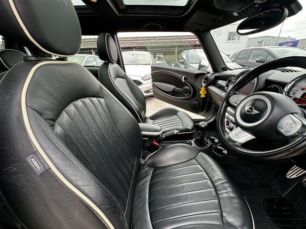 Mini Hatch 1.6L Cooper D Hatchback Euro 4 White #18
