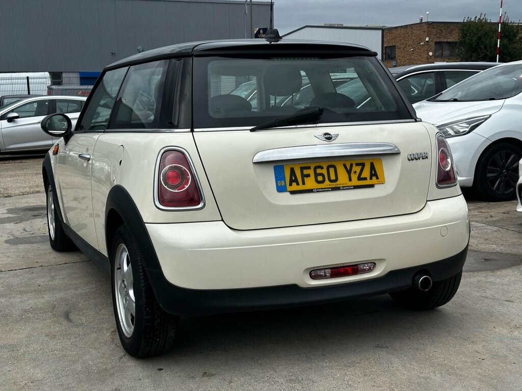 Mini Hatch 1.6 Cooper Euro 5 AF60YZA White #6