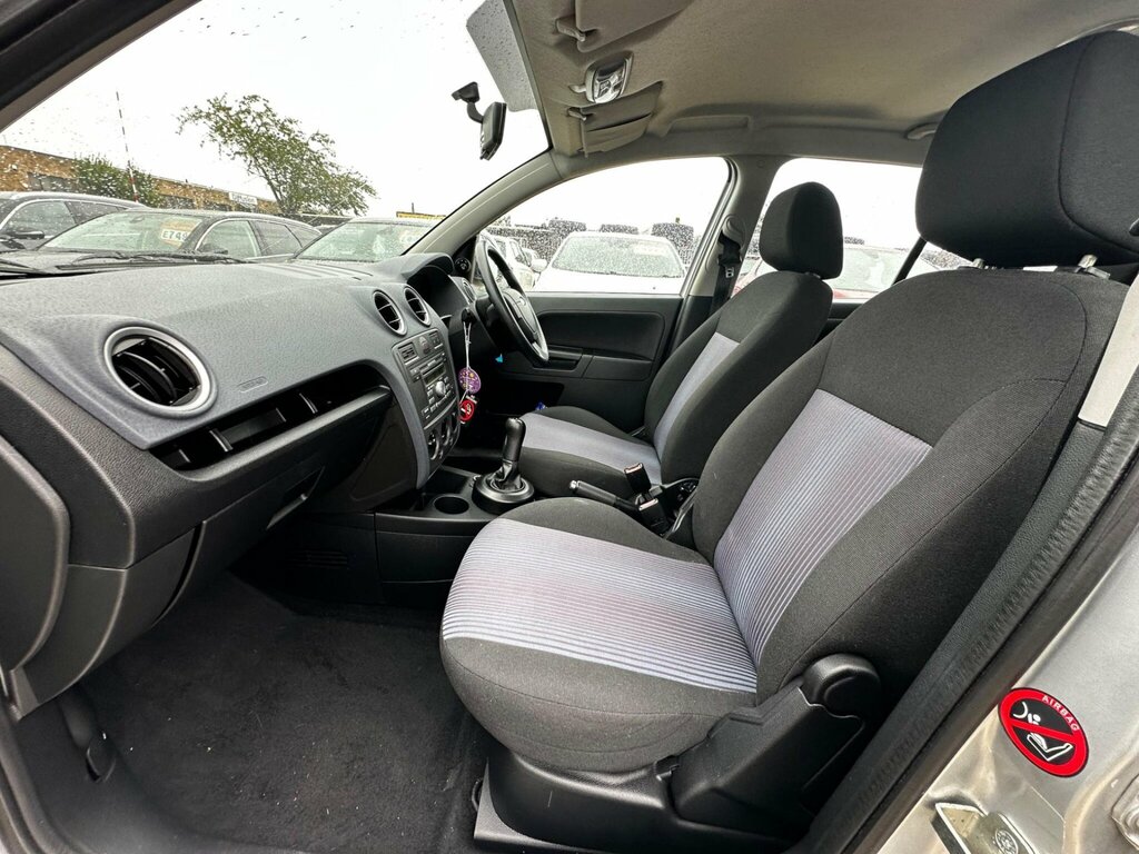 Ford Fusion Hatchback 1.6 Zetec 200959 Grey #26