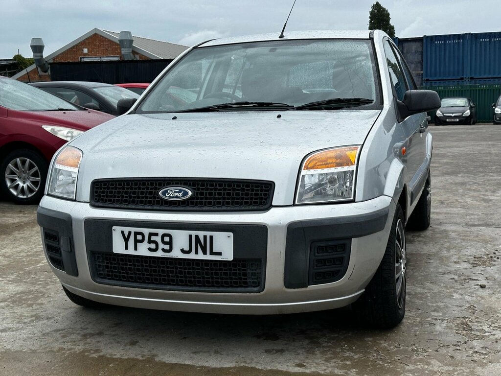 Ford Fusion 1.4 Style Durashift Est Silver #2
