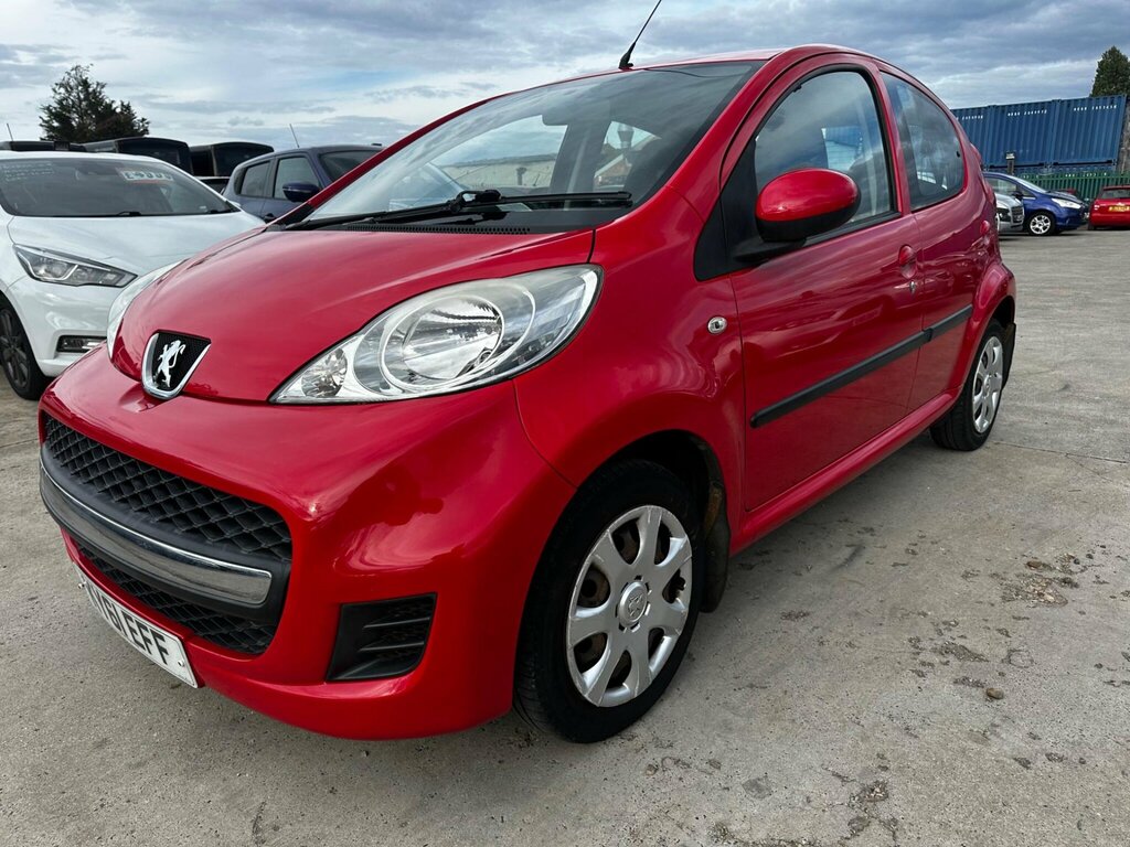 Peugeot 107 1.0 12V Urban Euro 5 Red #4