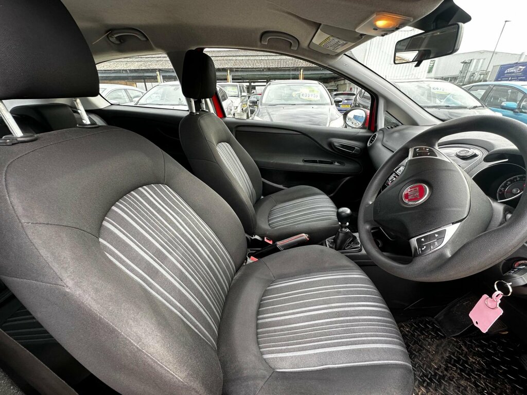 Fiat Punto Evo Active White #14