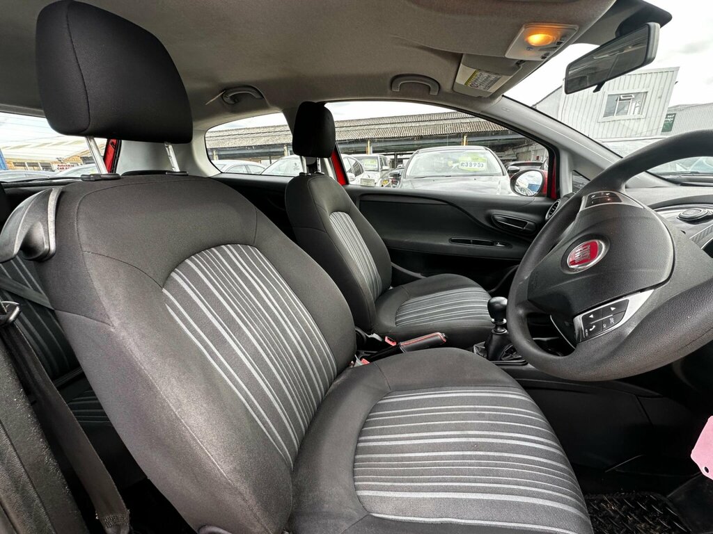 Fiat Punto Evo Active White #15
