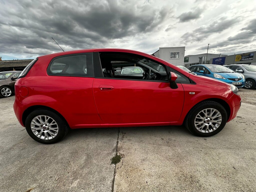 Fiat Punto Evo Active White #9