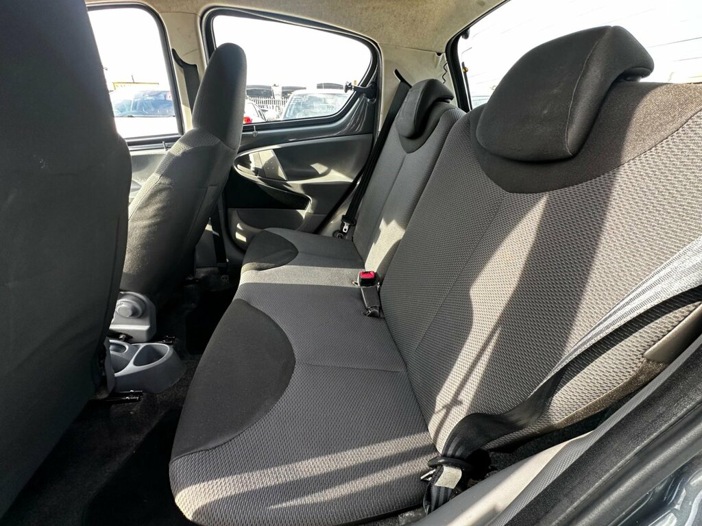 Toyota Aygo Hatchback Silver #19