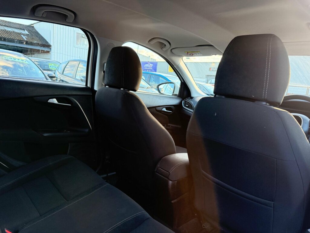 Fiat Tipo Hatchback 1.4 Mpi Easy Plus Euro 6 201666 Black #23