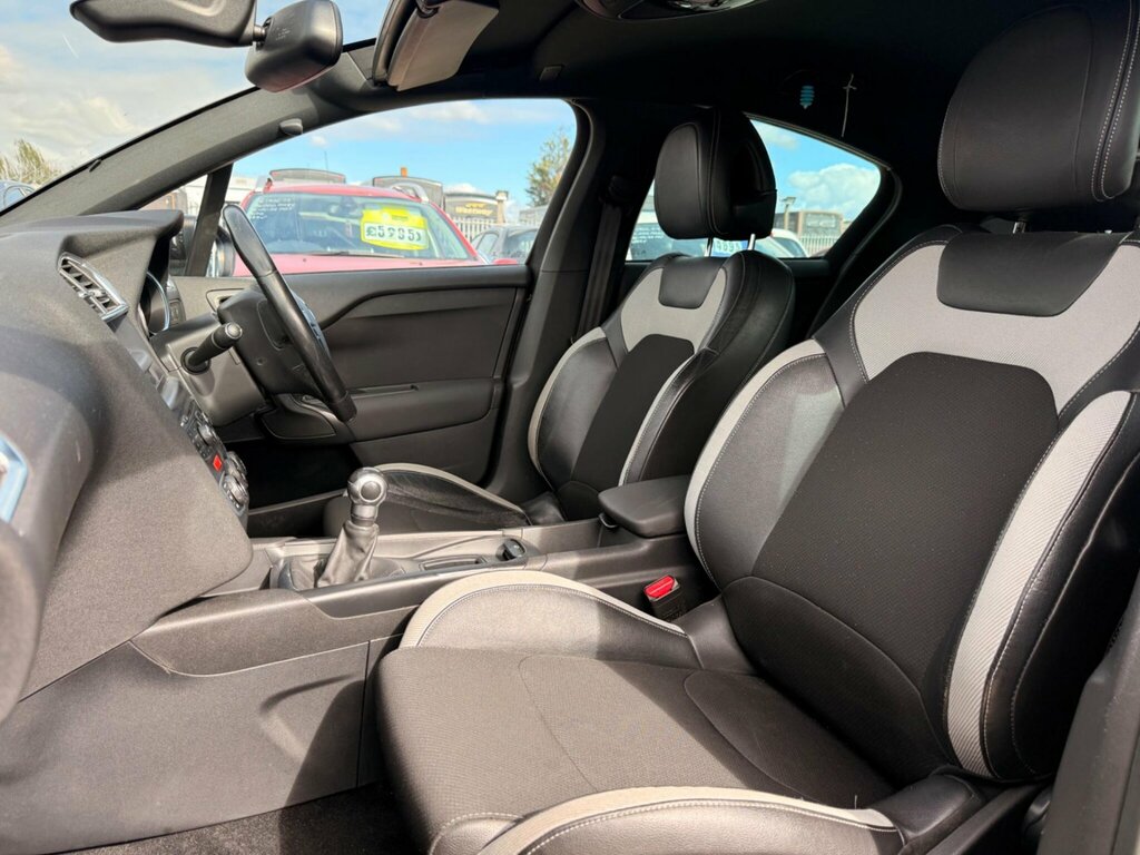 Citroen DS4 2.0 Hdi Dstyle 134 Bhp Purple #12