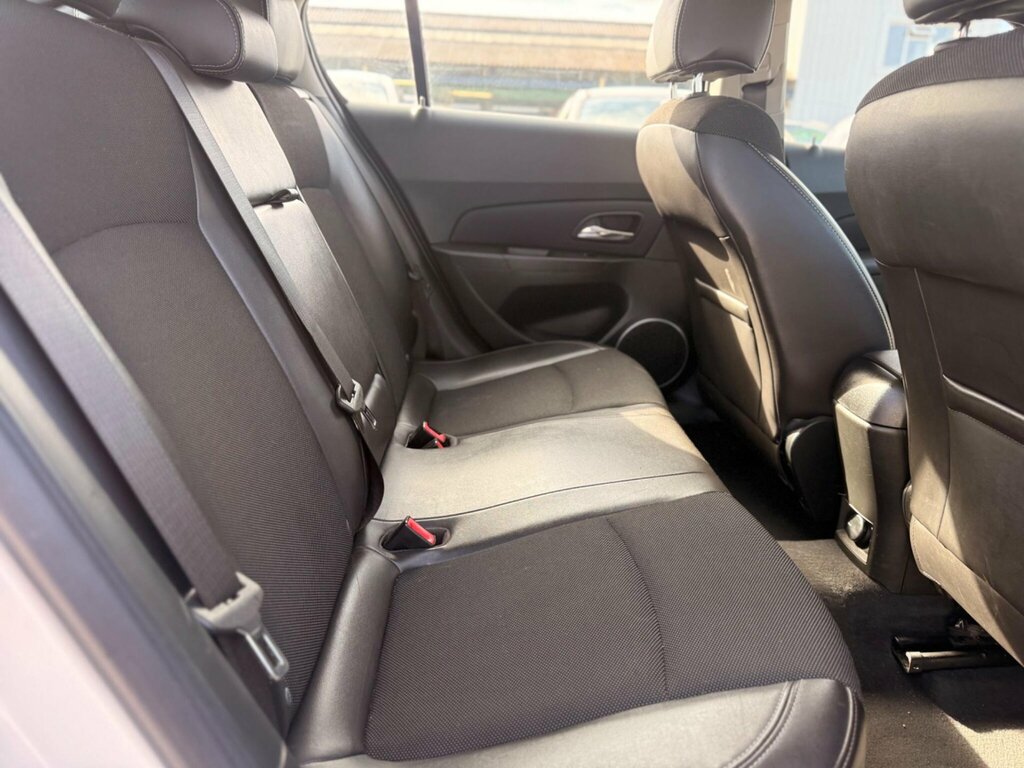 Chevrolet Cruze Lt White #22