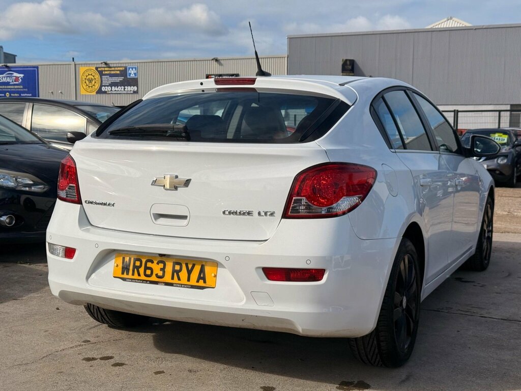 Chevrolet Cruze 1.8 Ltz Euro 5 Nav White #5