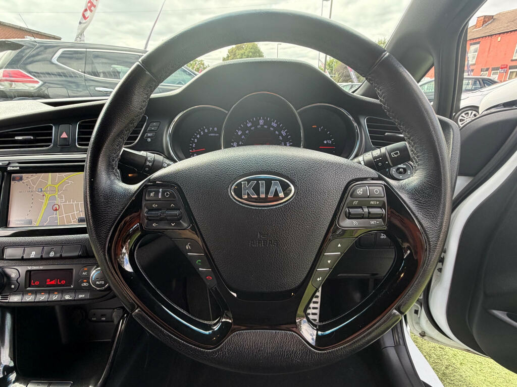 Kia Proceed Hatchback 1.6 T-gdi Gt Tech Euro 5 201414 Red #38